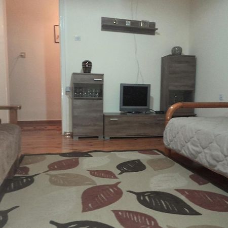 Tanias House Apartment Siatista ภายนอก รูปภาพ
