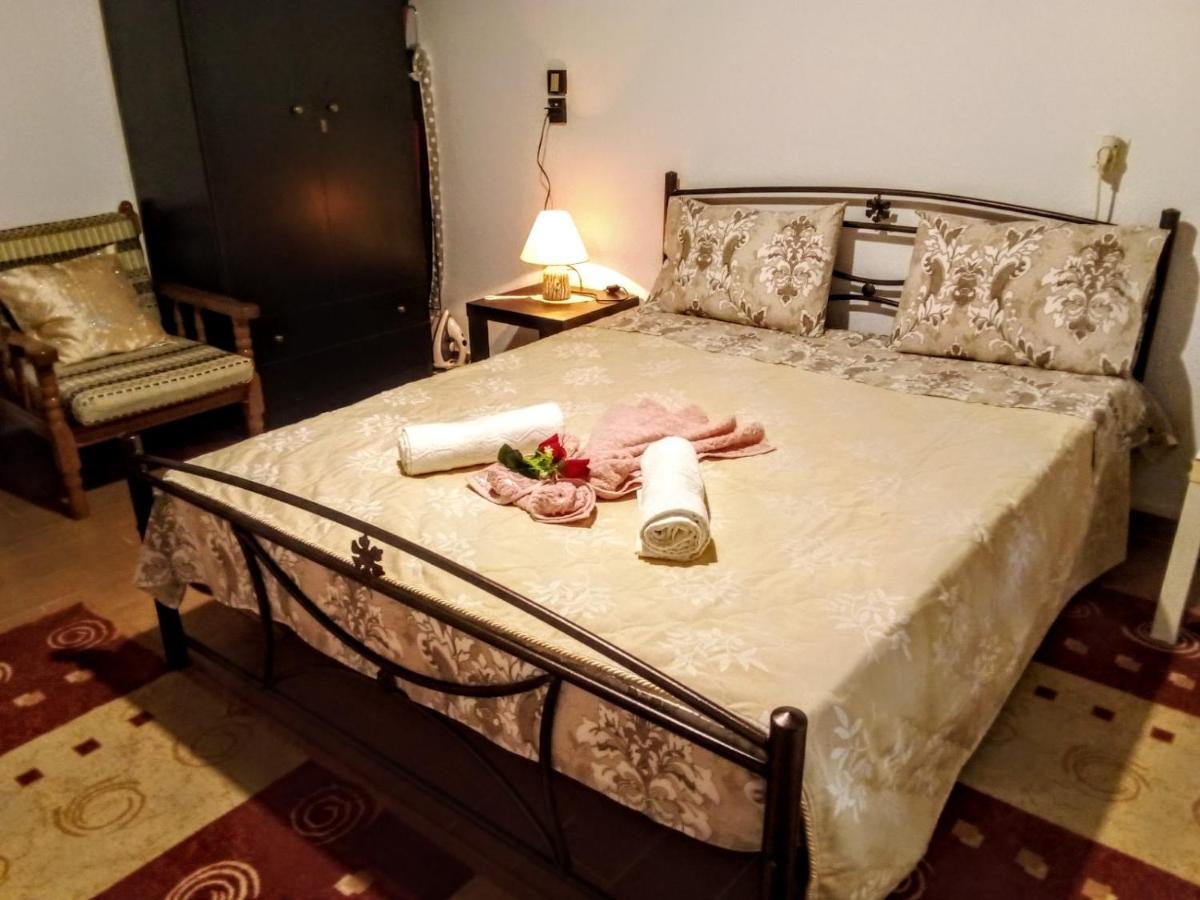 Tanias House Apartment Siatista ภายนอก รูปภาพ